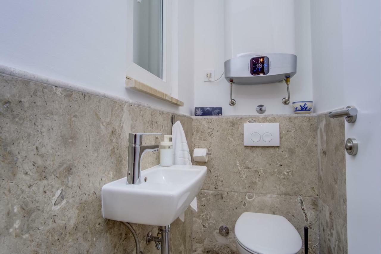 Apartment Medea, St. Martin Mali Lošinj Eksteriør billede